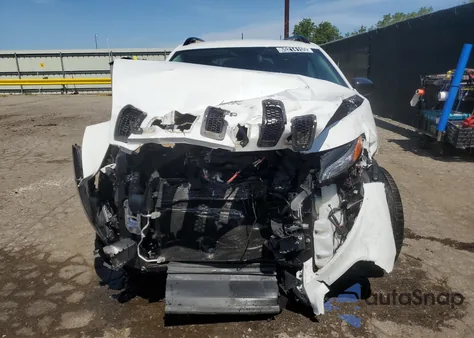 2016 Jeep Cherokee Sport z USA, uszkodzony, nr VIN 1C4PJMAB0GW193146